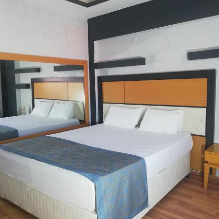 Gaziemir Uenaten Otel מראה חיצוני תמונה