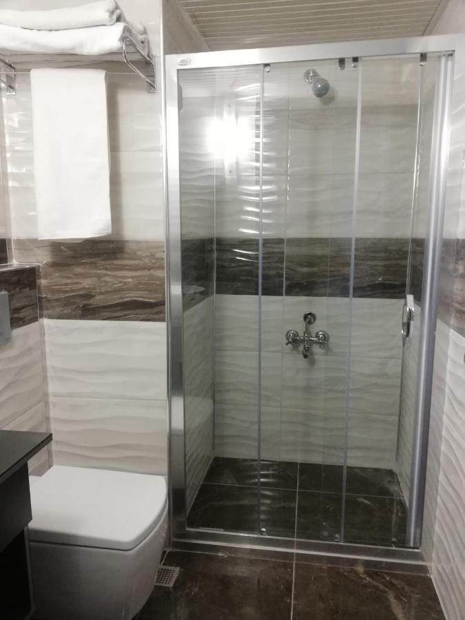 Gaziemir Uenaten Otel מראה חיצוני תמונה