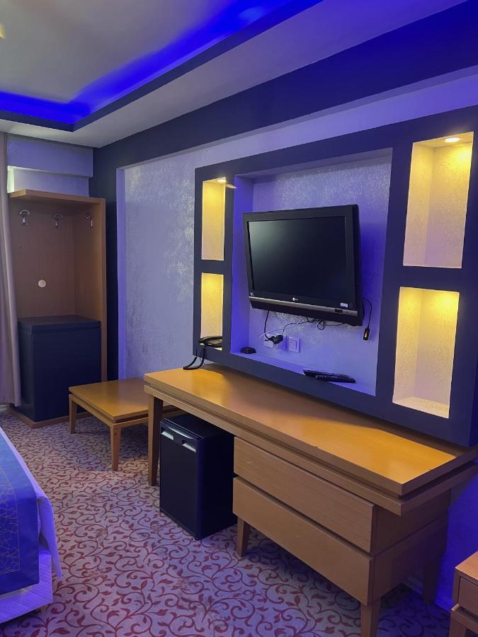 Gaziemir Uenaten Otel מראה חיצוני תמונה