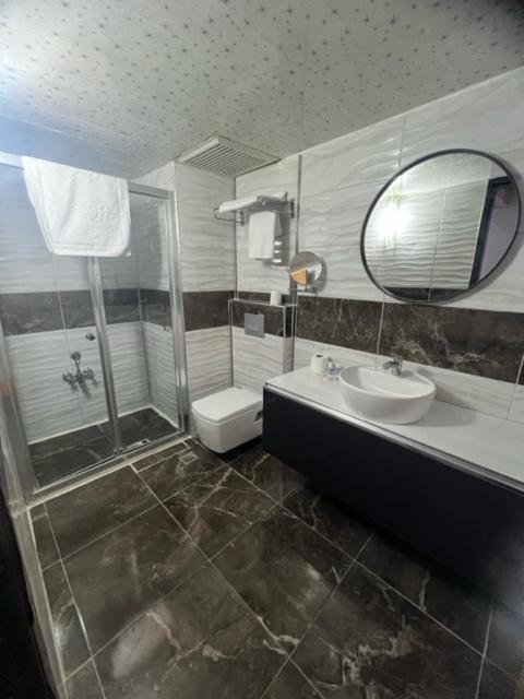 Gaziemir Uenaten Otel מראה חיצוני תמונה